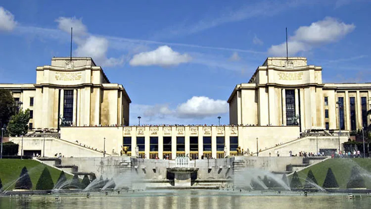 Palais de Chaillot, façade côté Trocadéro